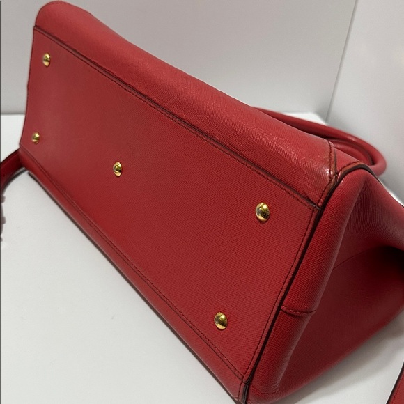 💯 Authentic  MCM Tote Bag🍀 - Picture 11 of 16